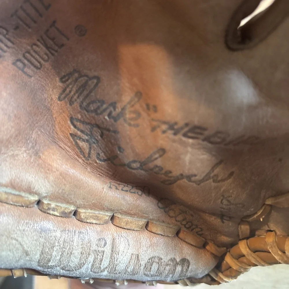 WILSON DETROIT TIGERS MARK THE BIRD FIDRYCH A2250 VINTAGE GLOVE RHT FAIR COND.